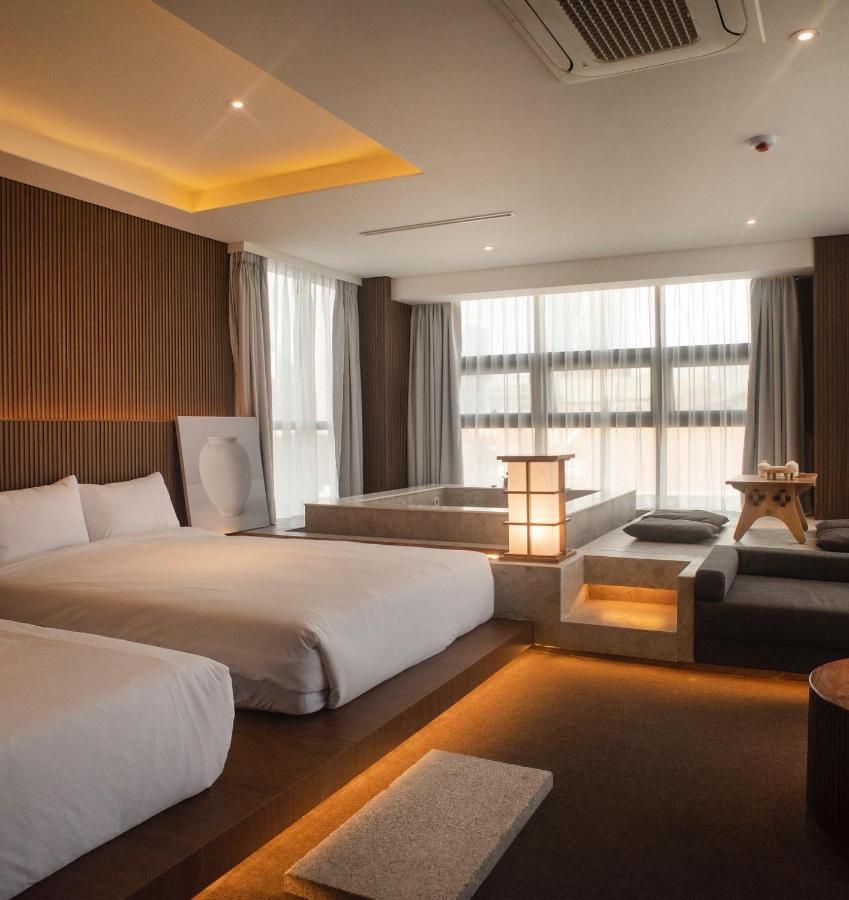 Uh Suite The Myeongdong 首爾 外观 照片
