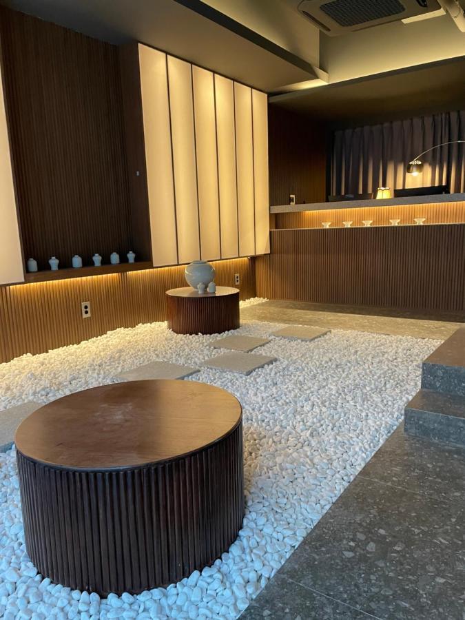 Uh Suite The Myeongdong 首爾 外观 照片