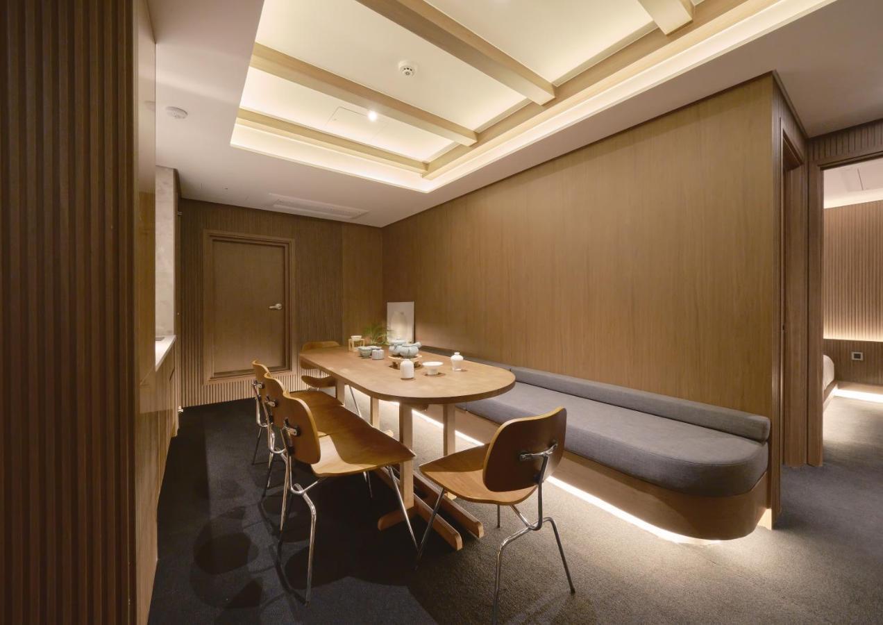 Uh Suite The Myeongdong 首爾 外观 照片